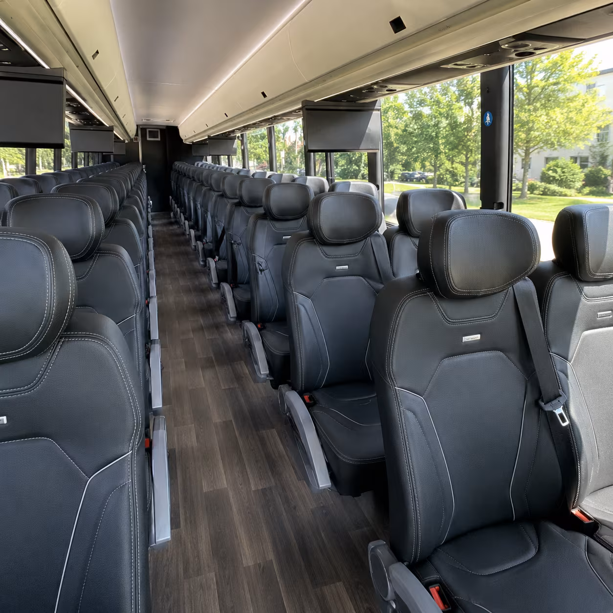 pueblo minibus rentals