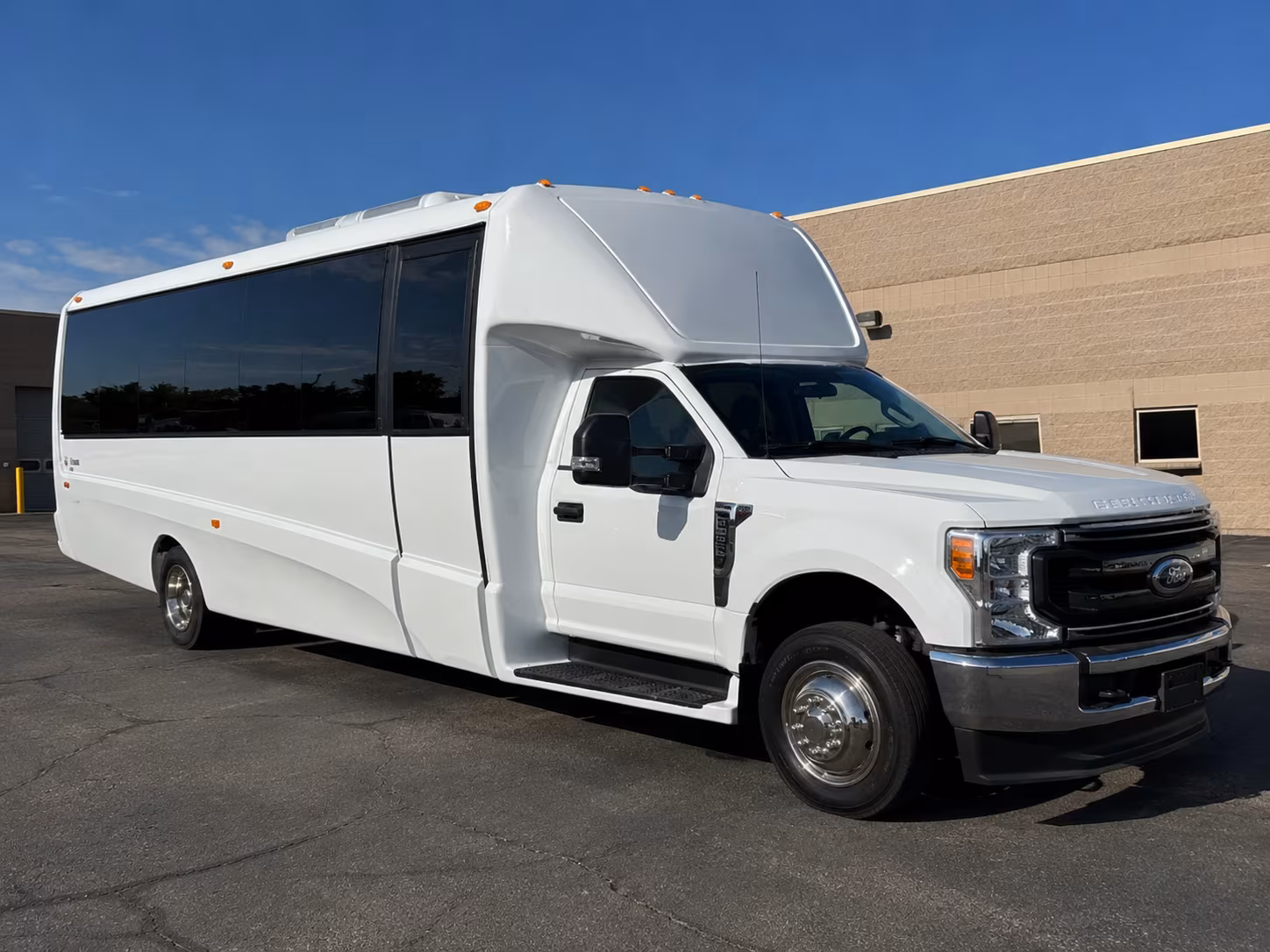 reserve transportation for your next airport transfer 1