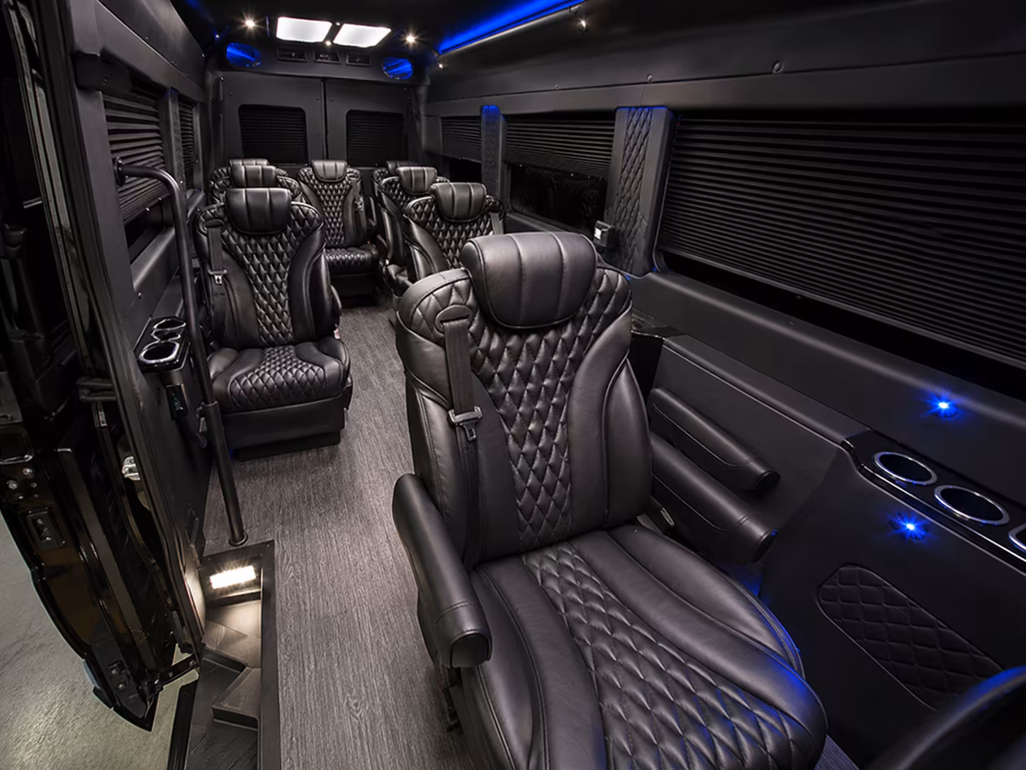 reserve transportation for your next airport transfer 4